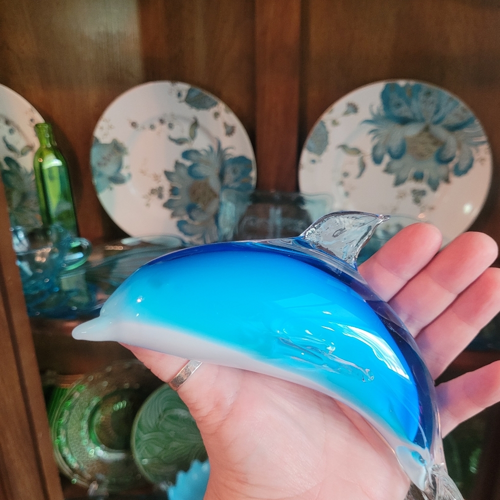 GLASS DOLPHIN - Picture 4 of 5